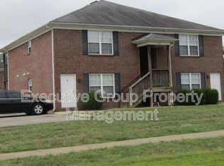 103A Kenilworth Ct, Radcliff, KY 40160