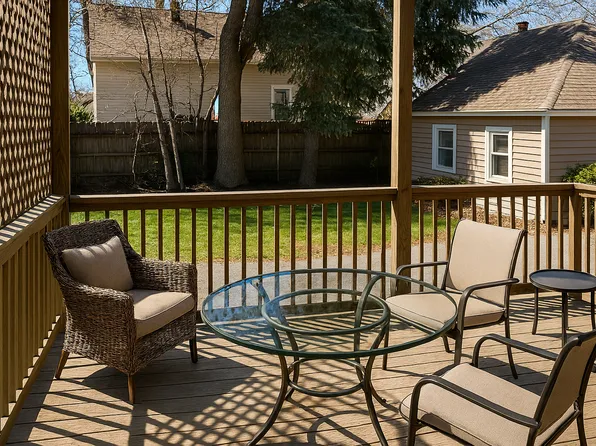 243 Fairchild Ave #1, Fairfield, CT 06825