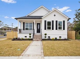 5502 Wilton Dr, New Orleans, LA 70122
