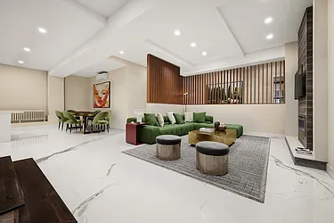 252 West 30th Street, #4B