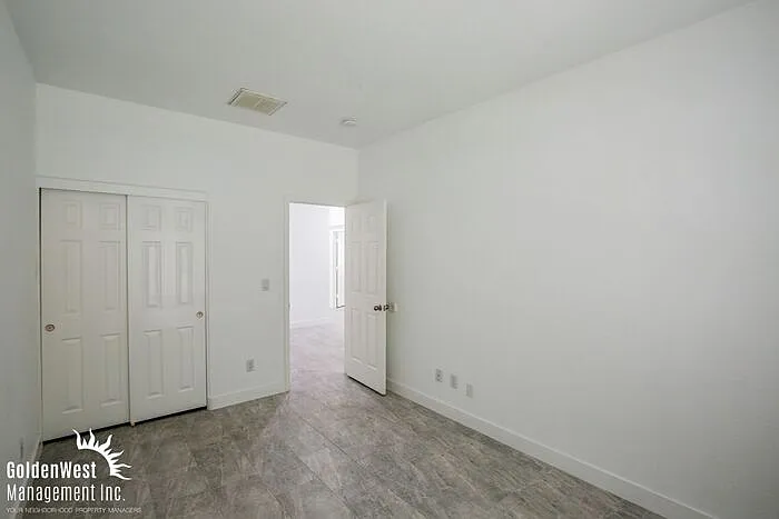 11235 Tribiani Ave — Photo 12