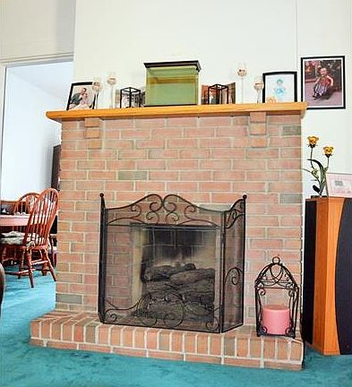 5th image of 212 Parkfield St