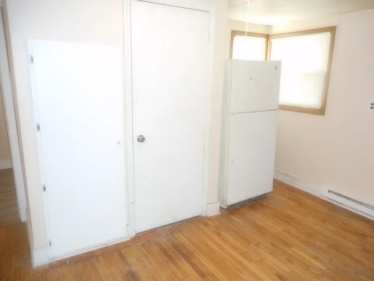 914 Armstrong Ave #1 — Photo 6