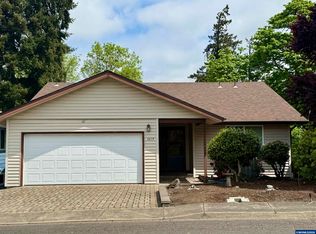1619 Nut Tree Dr NW, Salem, OR 97304