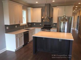 1243 W Oakdale Ave #2C, Chicago, IL 60657