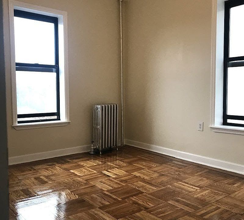 1st image of 448 E 26th St APT 4