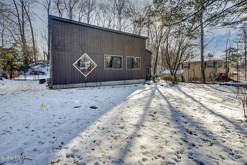 3rd image of 331 13th Street