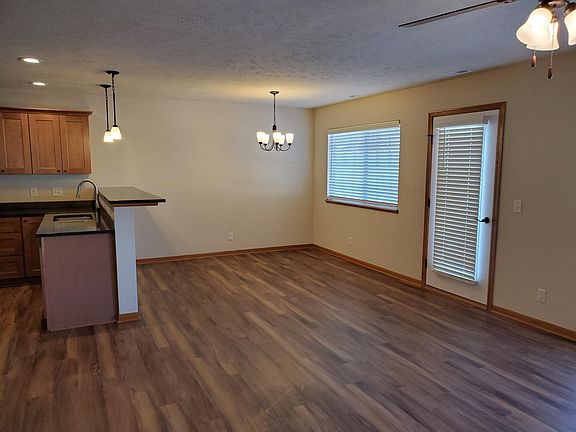 5th image of 8923 Tumbleweed Dr