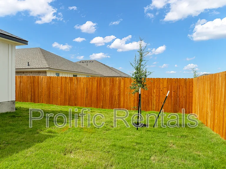 5109 Rose Petal Ct #1 — Photo 23