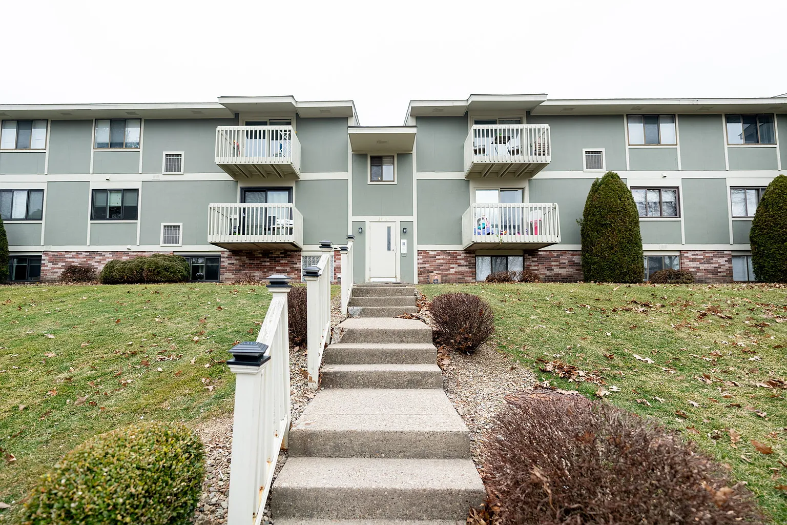2463 Brook Ledge Rd APT 14B photo 1