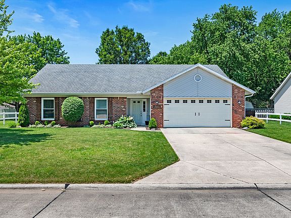 3rd image of 5501 N Vista View Dr