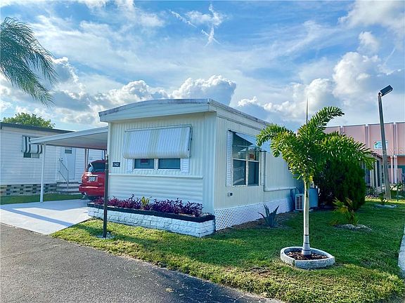 3rd image of 1402 24th Avenue Dr W