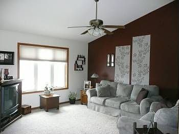 5th image of 120 Torrey Pines Ct