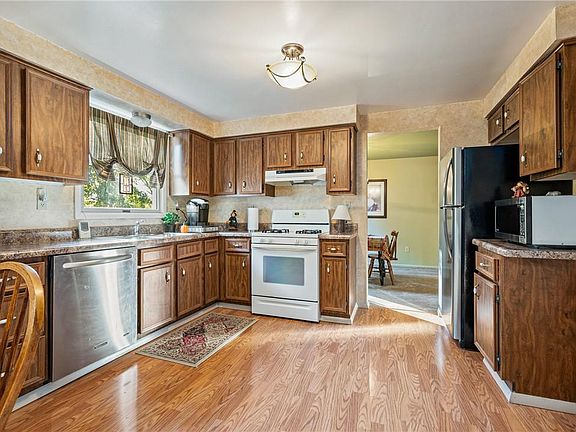 5th image of 1794 Norsen Dr