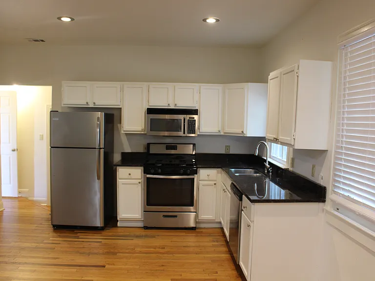 2309 Shoal Creek Blvd — Photo 9
