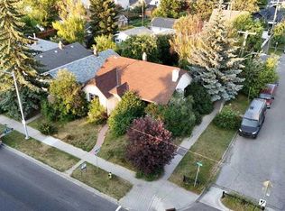 1402 W 4th St NW, Calgary, AB T2M2Y9