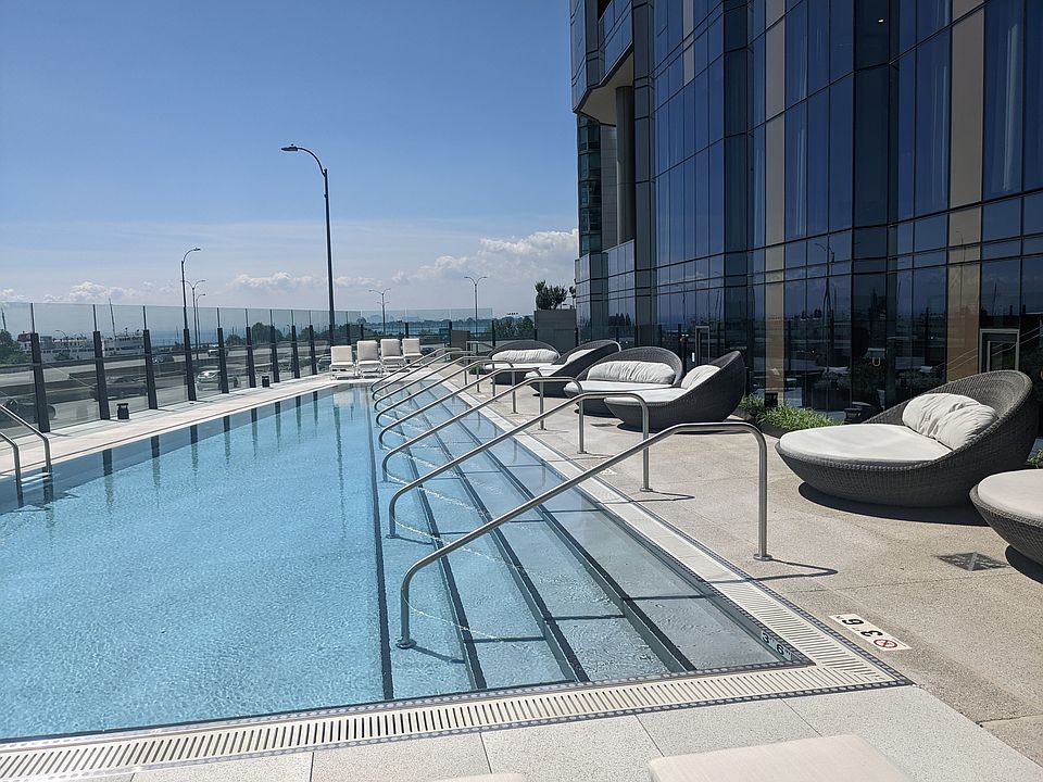 Outdoor Pool Cirrus only