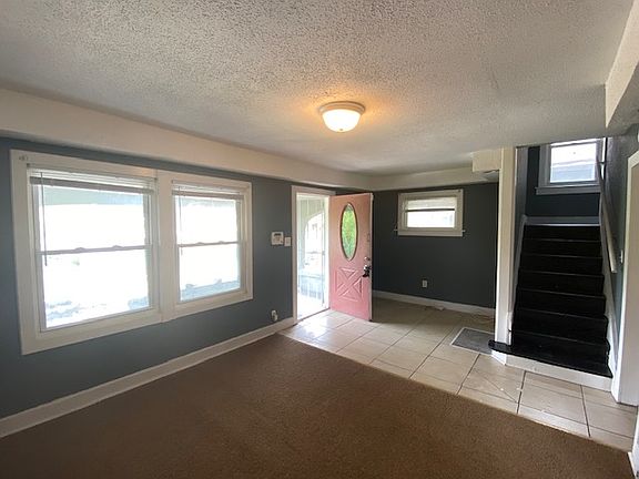 3rd image of 4417 Wayne Ave