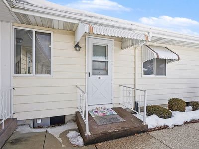 5671 Leisure South Dr SE, Kentwood, MI, 49548