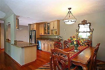 5th image of 909 Coast Blvd Unit 1