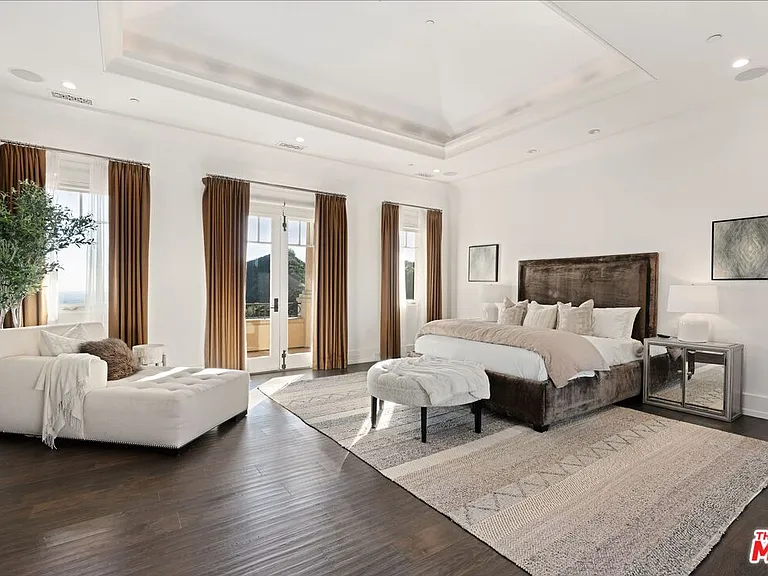 8 Beverly Ridge Ter — Photo 29