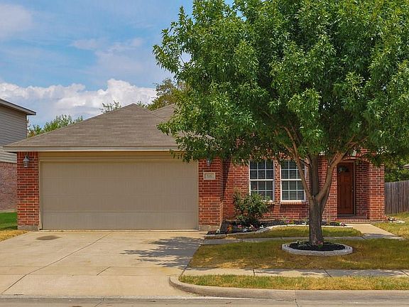2nd image of 516 Jennifer Dr