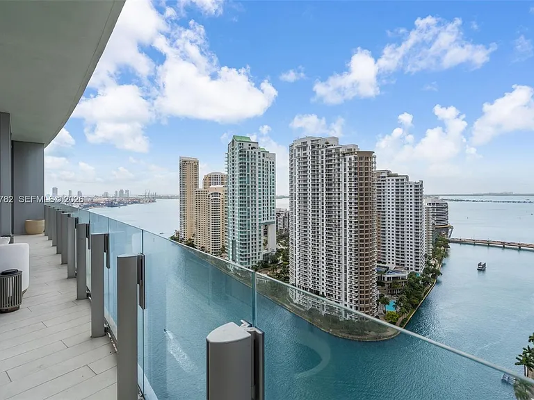 300 Biscayne Boulevard Way #2605W — Photo 30