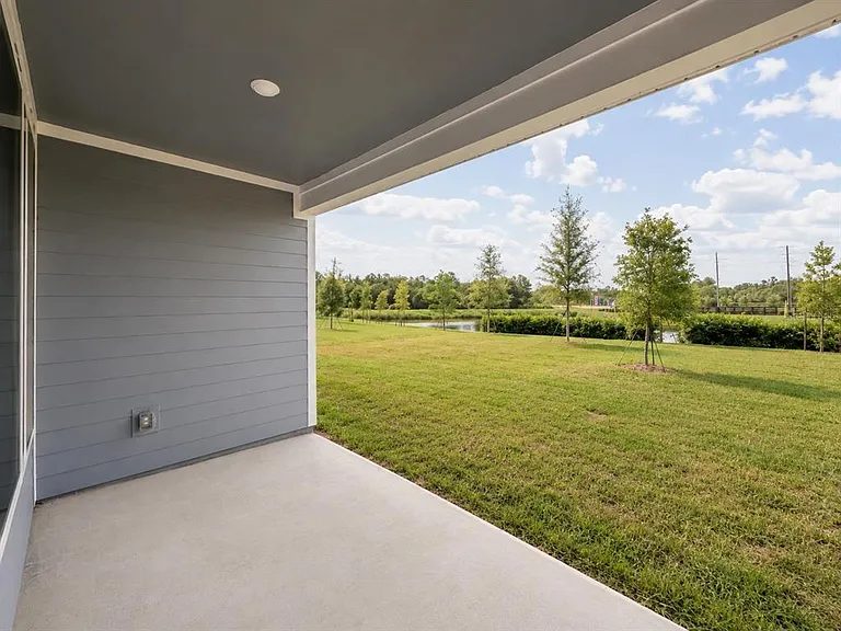 817 House Blvd — Photo 18