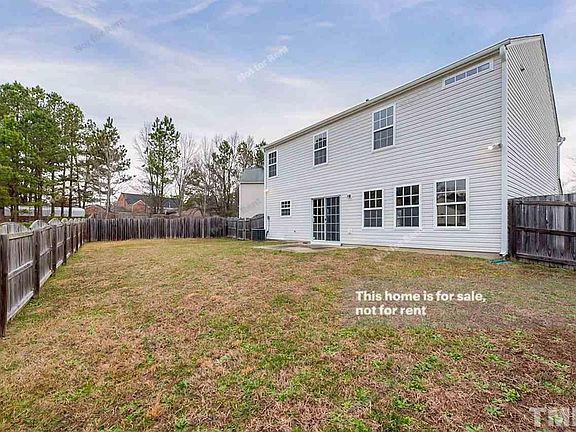 5th image of 605 Cove Hollow Dr