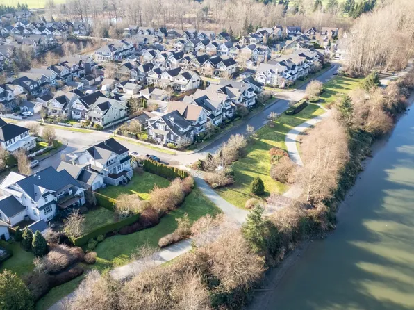 23066 Bedford Trl, Langley, BC V1M 4G6