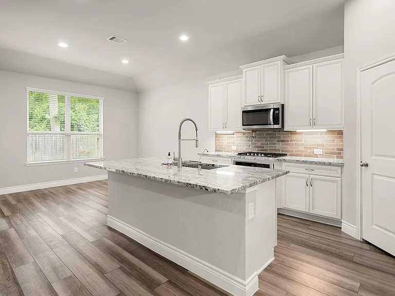 31214 Raleigh Creek Dr — Photo 9