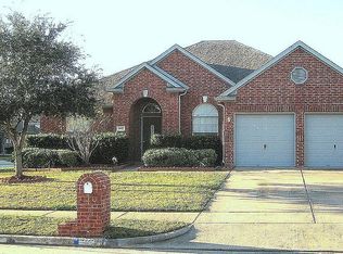 16922 Sky Harbor Ct, Friendswood, TX 77546