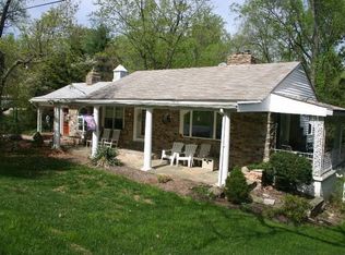 2924 Knoll Acres Dr, Parkville, MD 21234