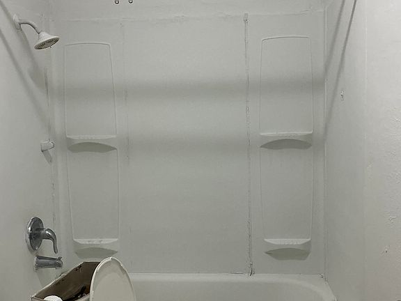 3rd image of 148 General Arnold St NE APT 1