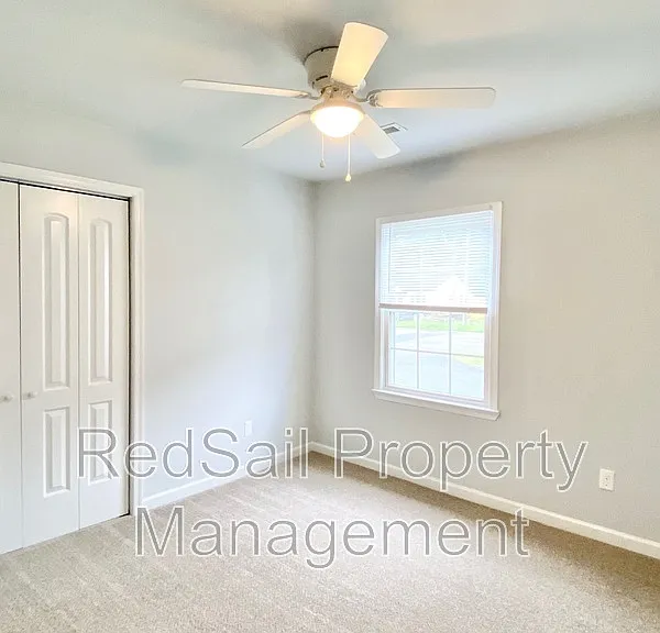109 Peachtree Ln — Photo 11