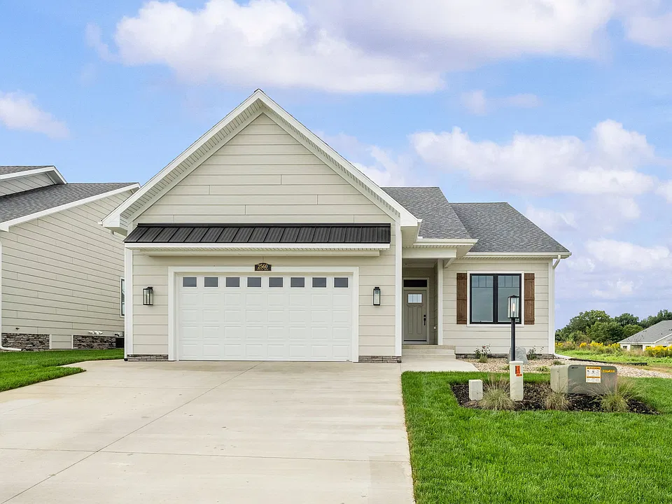 2560 Noellyn Dr