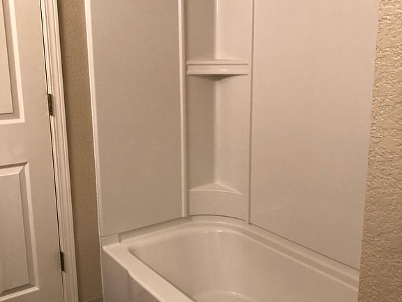5th image of 3704 W 7th Ave #A
