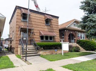 2802 Cuyler Ave, Berwyn, IL 60402
