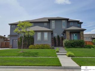 10021 N 152nd St, Waverly, NE 68462