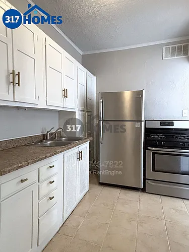 2525 Shelby St #4 Photo 1