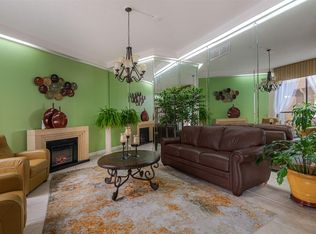 1100 Saint Charles Pl #821, Hollywood, FL 33026