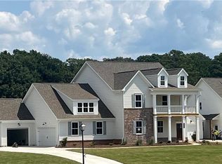 102 Prescott Manor Dr, Canton, GA 30115