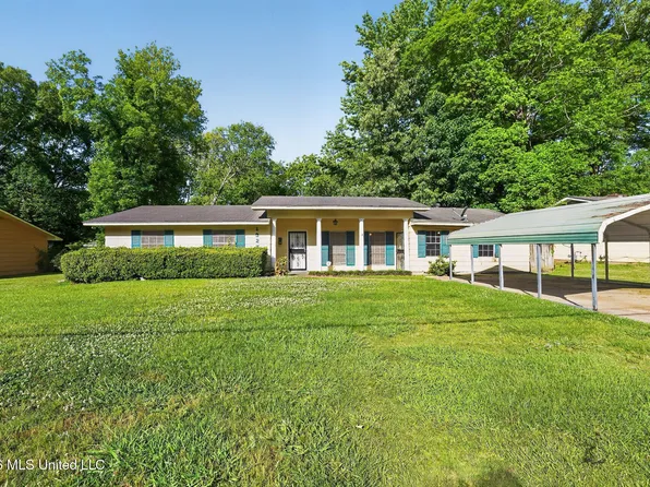 1327 Wooddell Dr, Jackson, MS 39212