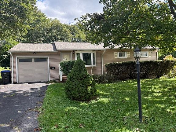 2nd image of 312 Schubmehl Rd