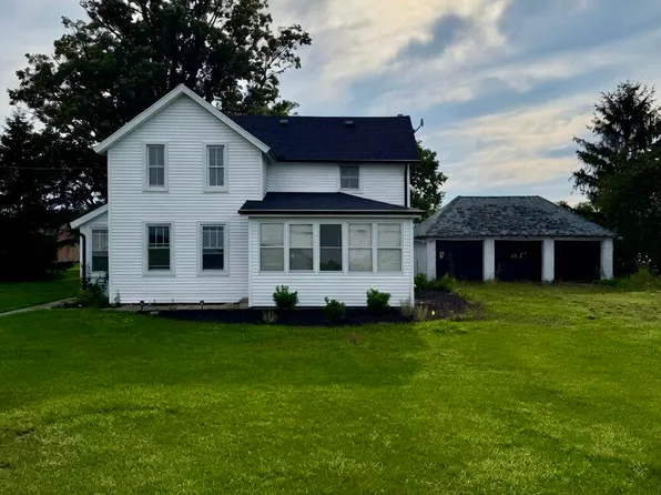 3135 N Bolander Rd, Genoa, OH 43430
