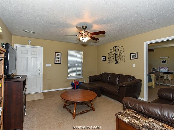 4th image of 1420 County Road 268