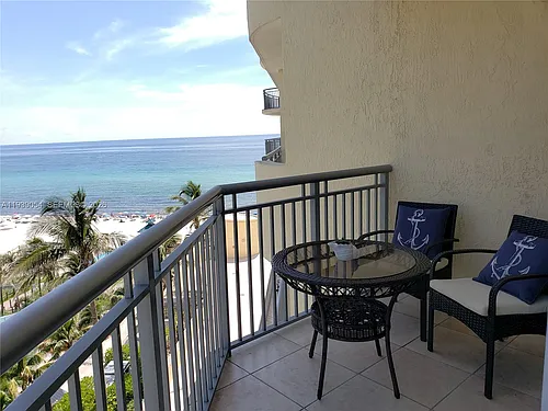 17375 Collins Ave #906 Photo 1