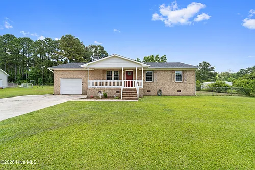 108 Quail Hollow Dr Photo 1