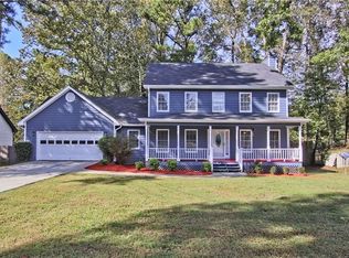 899 Pine Ridge Dr, Stone Mountain, GA 30087