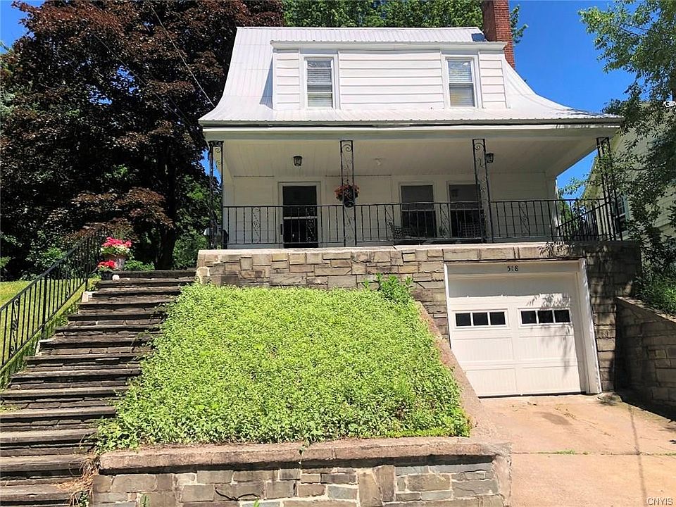 1st image of 518 Elm St